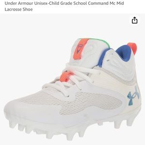 Under Armour Kid Cleats Size 1, hardly worn like new